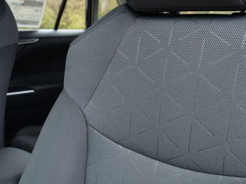 New 2025 Toyota RAV4 XLE image 18