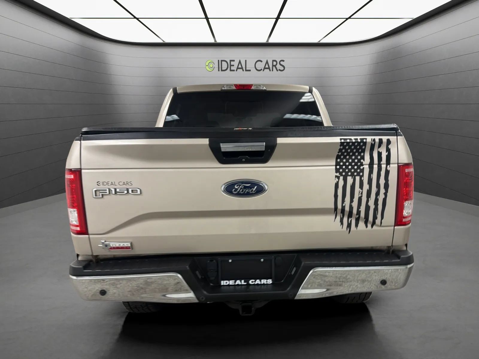 Used 2017 Ford F150 XLT w/ Equipment Group 302A Luxury AWD/4WD image 4