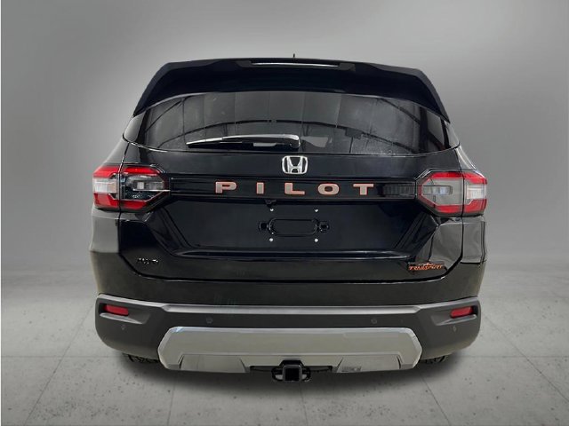 New 2026 Honda Pilot TrailSport image 4