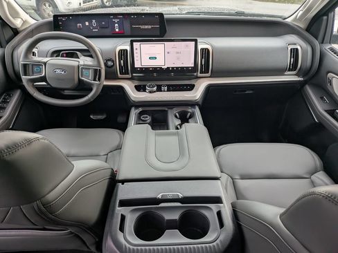 New 2027 Ford Expedition Active RWD image 11