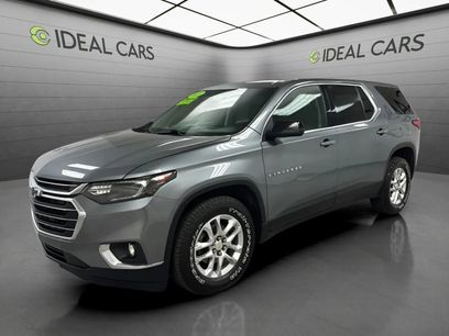 Used 2021 Chevrolet Traverse LS