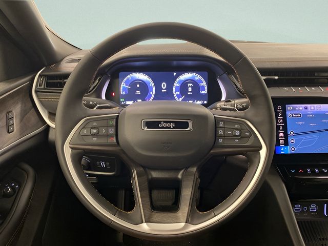 Used 2026 Jeep Grand Cherokee L Limited AWD/4WD image 17