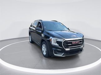 Used 2022 GMC Terrain SLE w/ Driver Convenience Package video 2