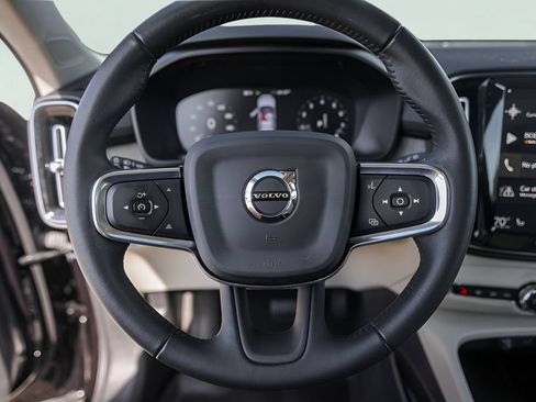 Used 2020 Volvo XC40 T5 Inscription w/ Protection Package Premier AWD/4WD image 15