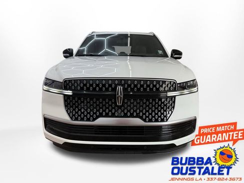 New 2026 Lincoln Navigator Reserve AWD/4WD image 8