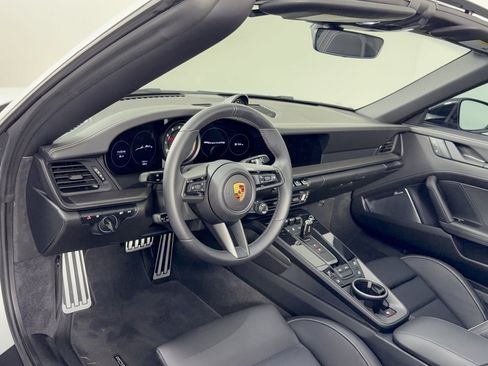 Certified 2024 Porsche 911 Targa 4S AWD/4WD image 4