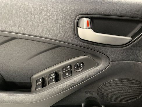 Used 2017 Kia Forte LX w/ LX Popular Package image 11