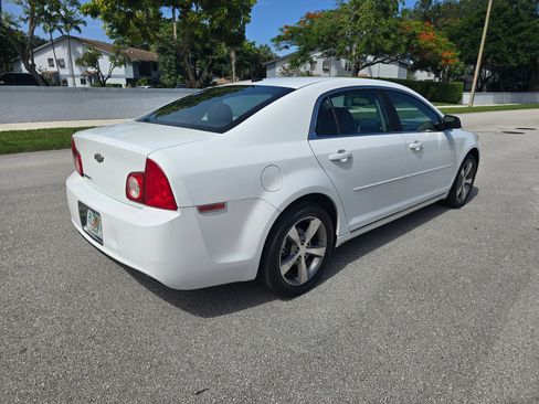 Used 2011 Chevrolet Malibu LT w/ Power Convenience Package FWD image 5