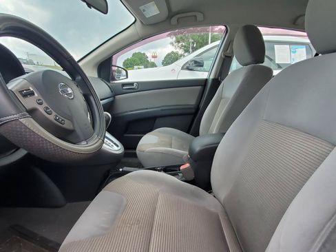 Used 2010 Nissan Sentra 2.0 SR FWD image 3