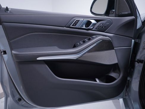 New 2026 BMW X5 M60i image 10