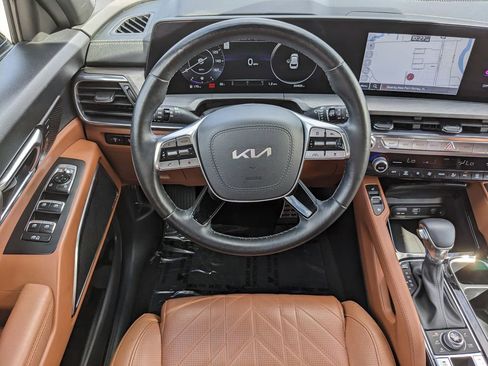 Certified 2023 Kia Telluride SX X-Line image 16