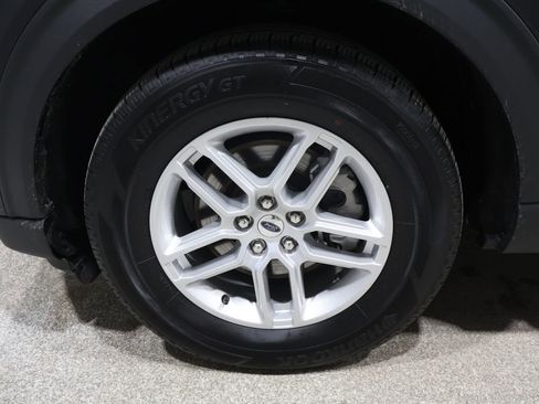 Used 2025 Ford Explorer Active image 7