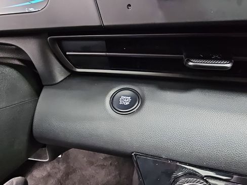 Used 2025 Hyundai Elantra Sport image 20