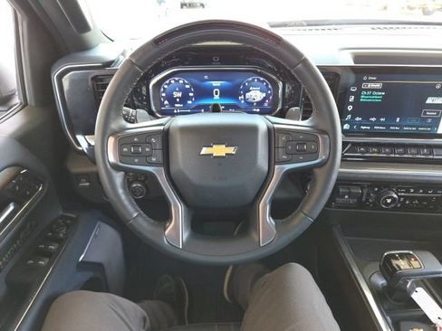 Used 2024 Chevrolet Silverado 1500 High Country AWD/4WD image 61