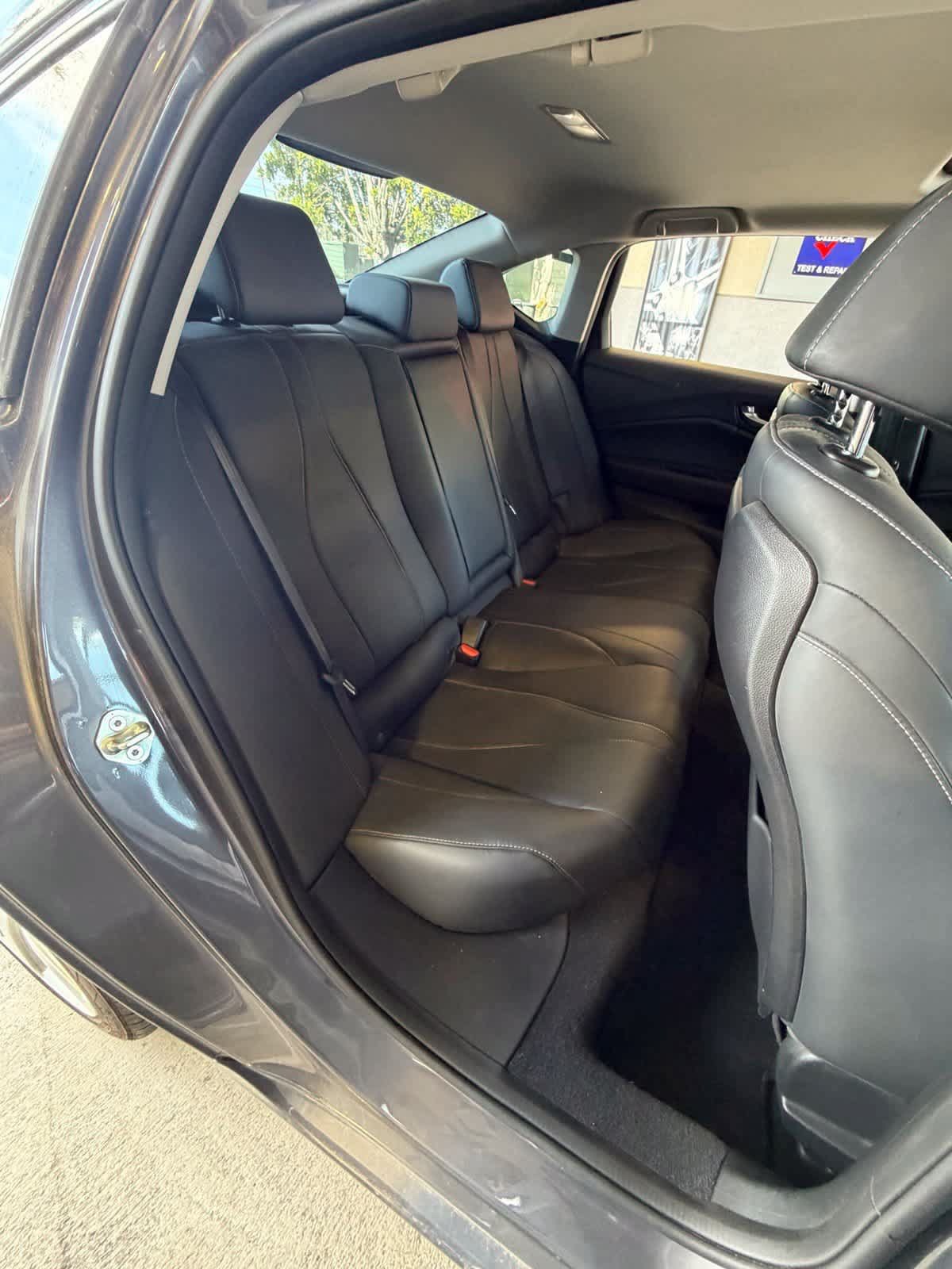 Used 2022 Acura TLX w/ Technology Package FWD image 12