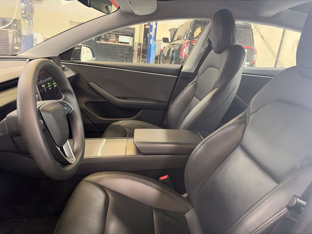 Used 2024 Tesla Model 3 Standard Range RWD image 9