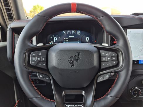 Used 2025 Ford Bronco Raptor AWD/4WD image 24