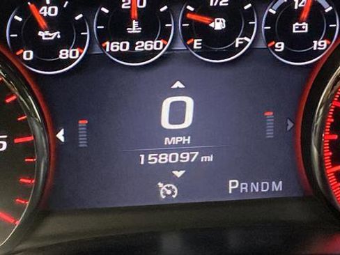 Used 2014 GMC Sierra 1500 Denali w/ Driver Alert Package AWD/4WD image 10