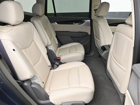 Certified 2024 Cadillac XT6 Premium Luxury w/ Technology Package image 18