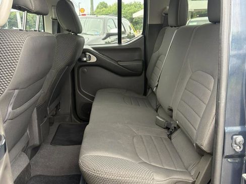 Used 2019 Nissan Frontier PRO-4X AWD/4WD image 11