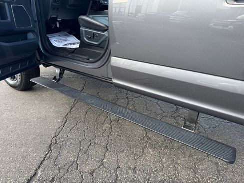 Used 2022 Ford F350 Platinum w/ FX4 Off-Road Package image 12