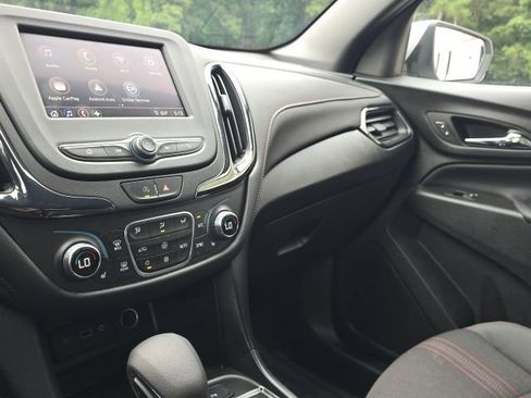 Certified 2022 Chevrolet Equinox RS w/ LPO, Floor Liner Package FWD image 26