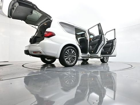 Used 2019 INFINITI QX80 Luxe w/ 22" Wheel Package image 44