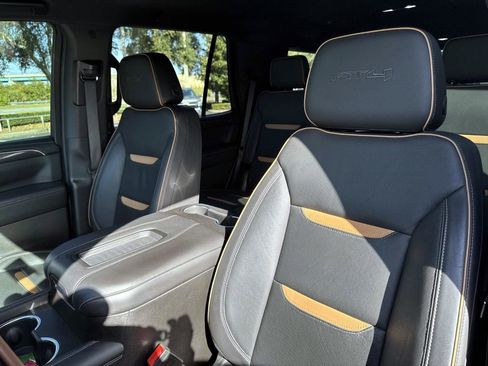 Used 2021 GMC Yukon AT4 image 11