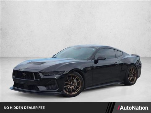 Used 2025 Ford Mustang GT Premium RWD image 1
