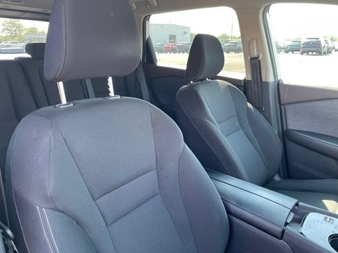 Used 2023 Nissan Rogue S FWD image 11