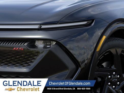 New 2026 Chevrolet Equinox EV RS w/ LPO, All-Weather Mat Package FWD image 10