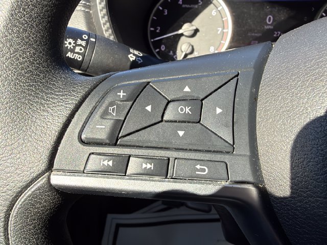 Used 2025 Nissan Sentra SV FWD image 20