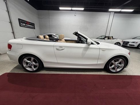 Used 2012 BMW 128i Convertible RWD image 12