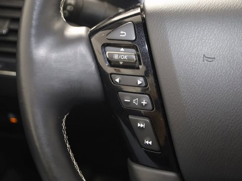 Used 2023 INFINITI QX80 Premium Select w/ All-Season Package image 39