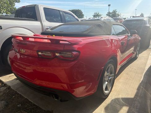 Used 2021 Chevrolet Camaro LT RWD image 4