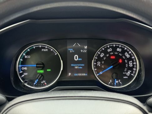 Used 2022 Toyota RAV4 XLE image 12