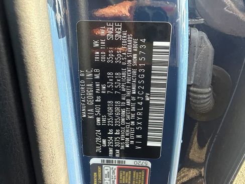 Used 2025 Kia Sorento S FWD image 23