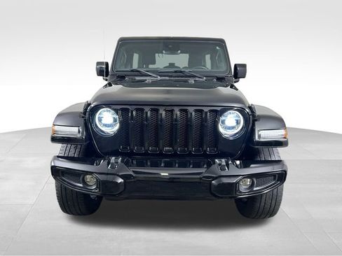 Used 2022 Jeep Wrangler Unlimited Sahara image 9