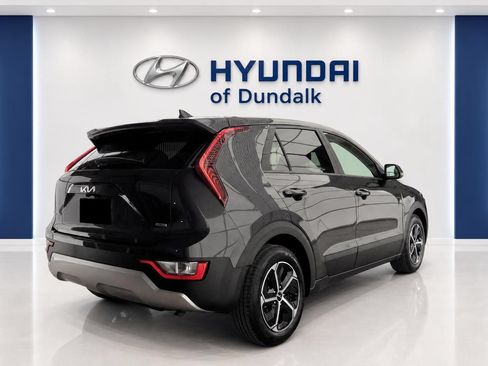Used 2026 Kia Niro LX FWD image 4