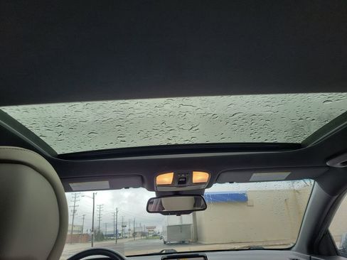 Used 2019 Hyundai Veloster Turbo Ultimate image 11