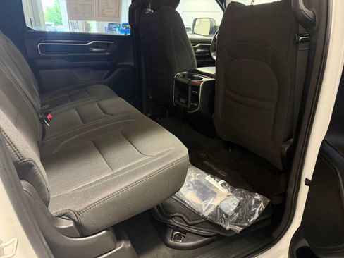 Used 2023 RAM 1500 Big Horn AWD/4WD image 25