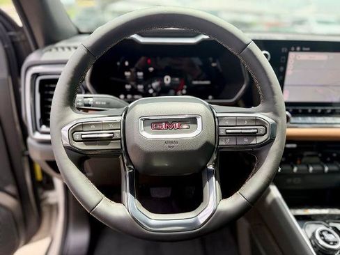New 2026 GMC Canyon AT4 w/ Technology Plus Package AWD/4WD image 11