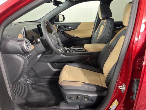 New 2026 Chevrolet Equinox ACTIV w/ Safety and Technology Package FWD image 23