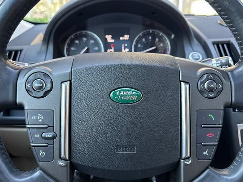 Used 2013 Land Rover LR2 AWD/4WD image 23