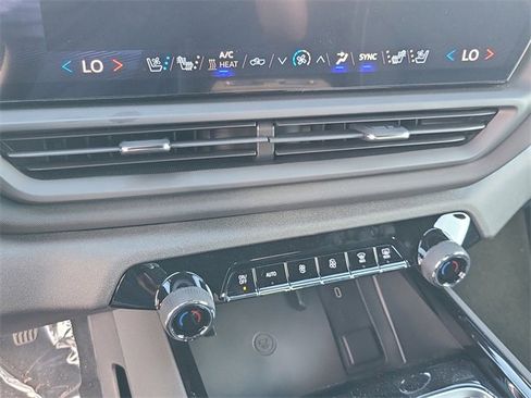 New 2026 Chevrolet Silverado EV LT w/ Plus Package image 28