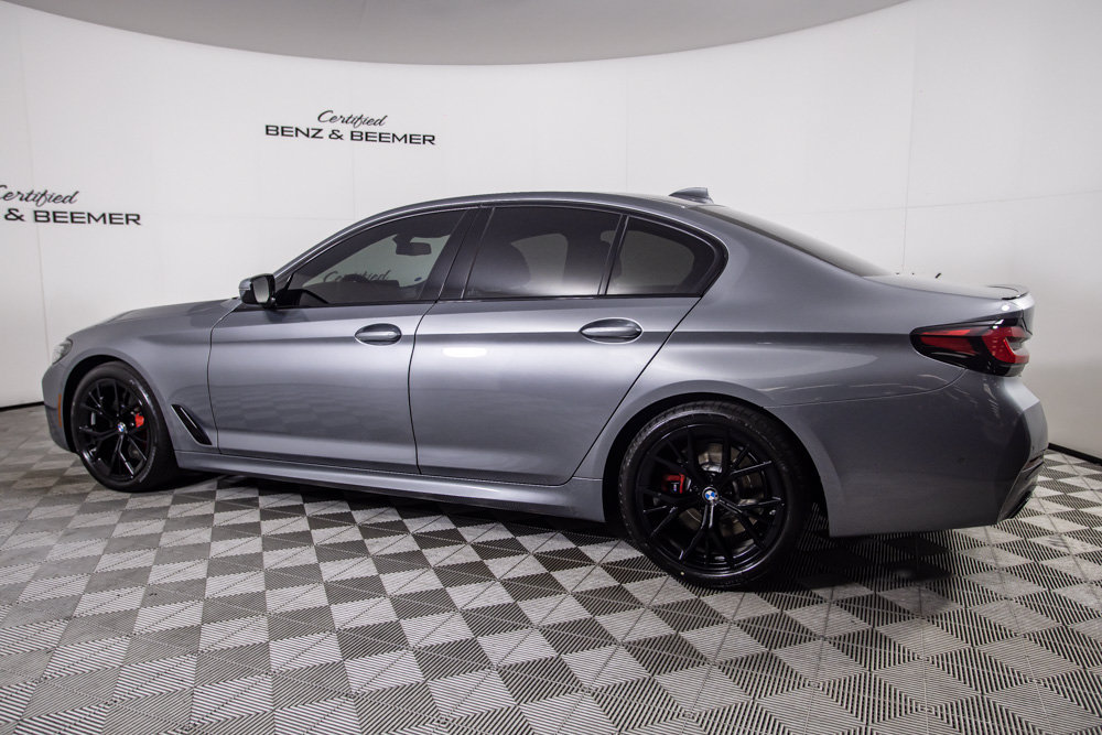 Used 2023 BMW 530i w/ M Sport Package RWD image 11