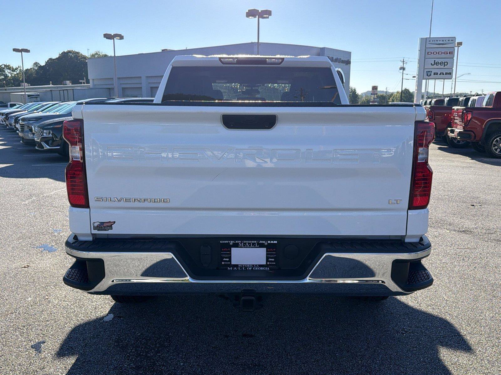 Used 2025 Chevrolet Silverado 1500 LT AWD/4WD image 6