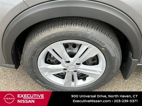 New 2025 Nissan Kicks Play S image 8