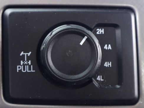 Used 2019 Ford F150 Limited image 30