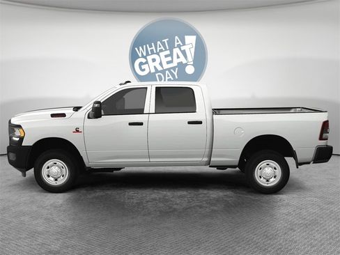 New 2024 RAM 2500 Tradesman image 3